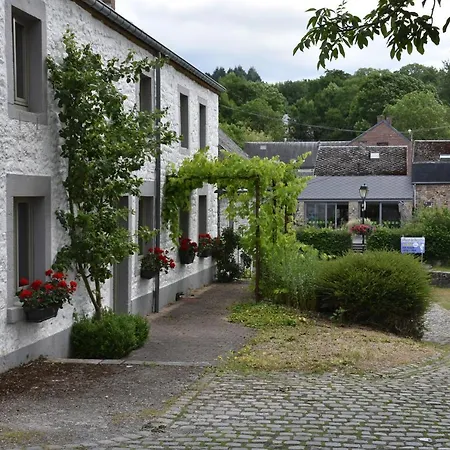 Les Maisons Blanches Holiday home Weris